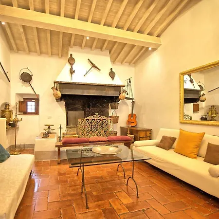 Tenuta Lonciano Villa
